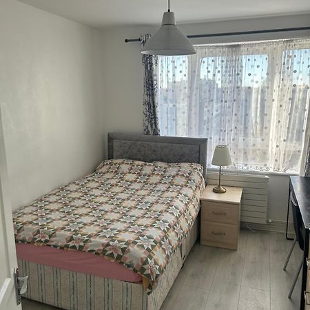 Cosy 2-Bedroom Flat In Finsbury Park, Modern, Convenient & Close To Central London! Eksteriør bilde